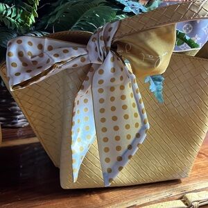 Beautiful twilly. Multi purpose